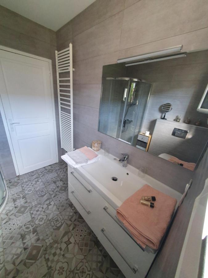 Le Coeur De La Petite Cisse Bed and Breakfast Monteaux Exterior foto